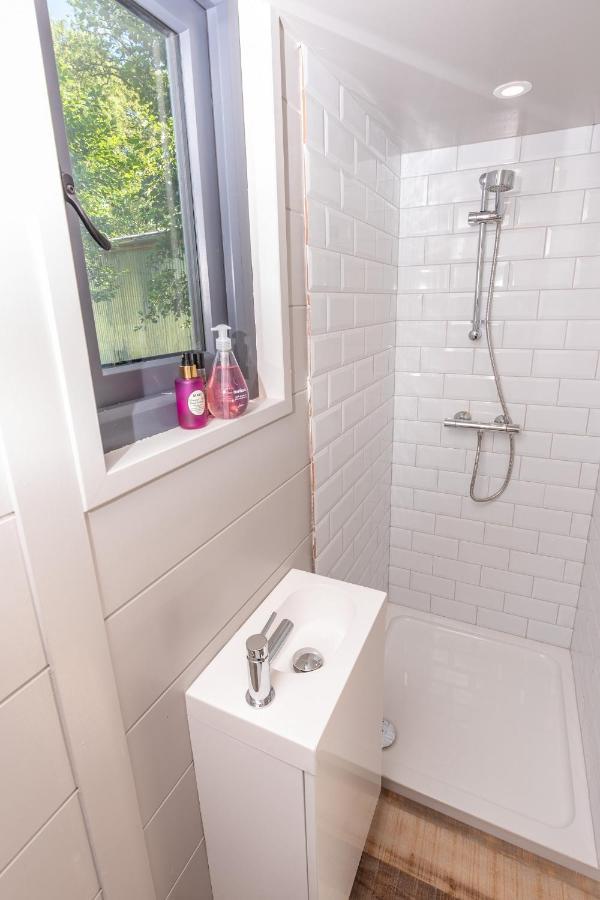 Sunset Cabins - Studio Pod-Sleeps 3-Tjsssc Barnstaple Exterior foto